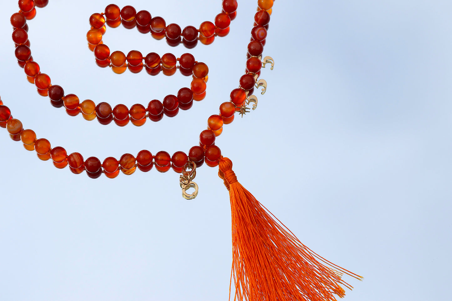 555 Carnelian