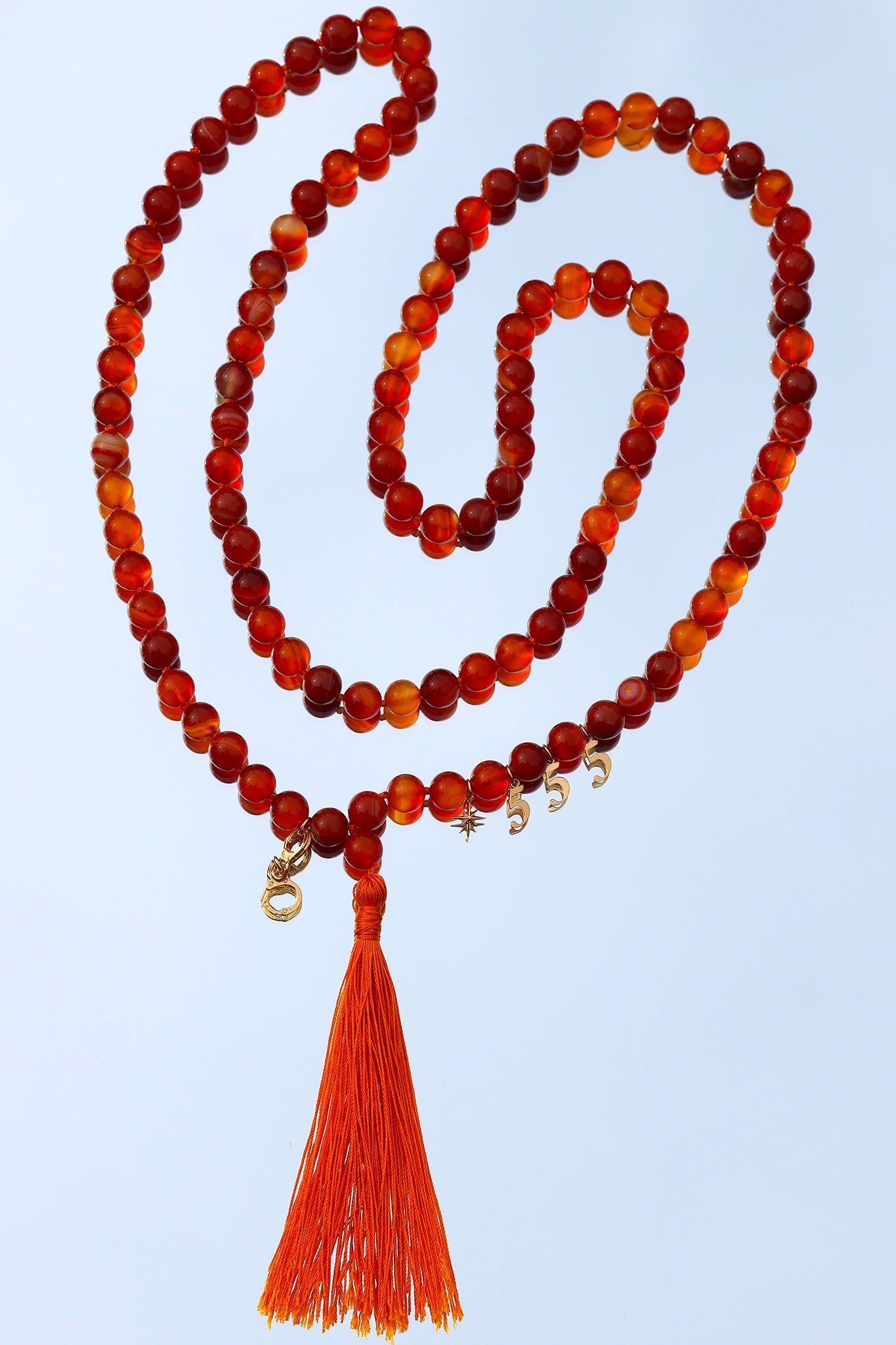 555 Carnelian